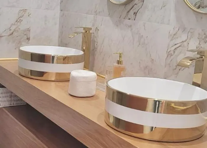 - Vue 6 Personnes アパート Apúlia