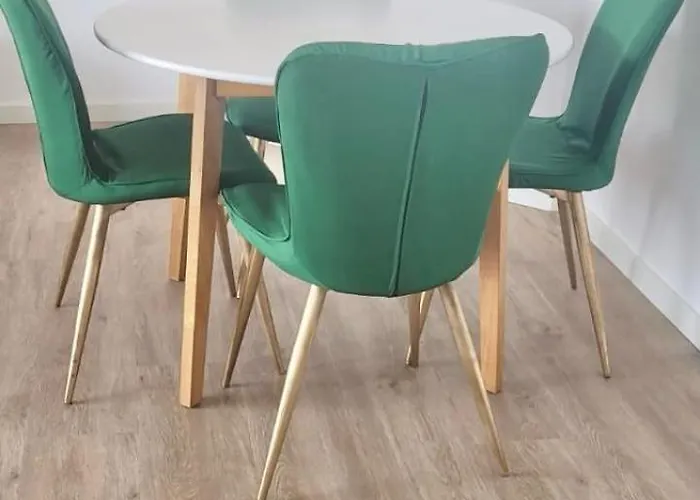 - Vue 6 Personnes * Apúlia